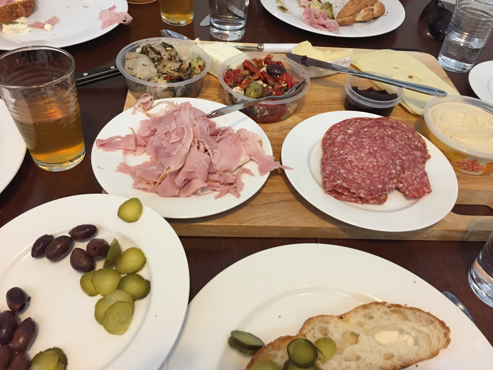 This is what we had with the bread for lunch. The bread on the plates was a 'backup loaf' that my wife bought, just in case... Such faith!